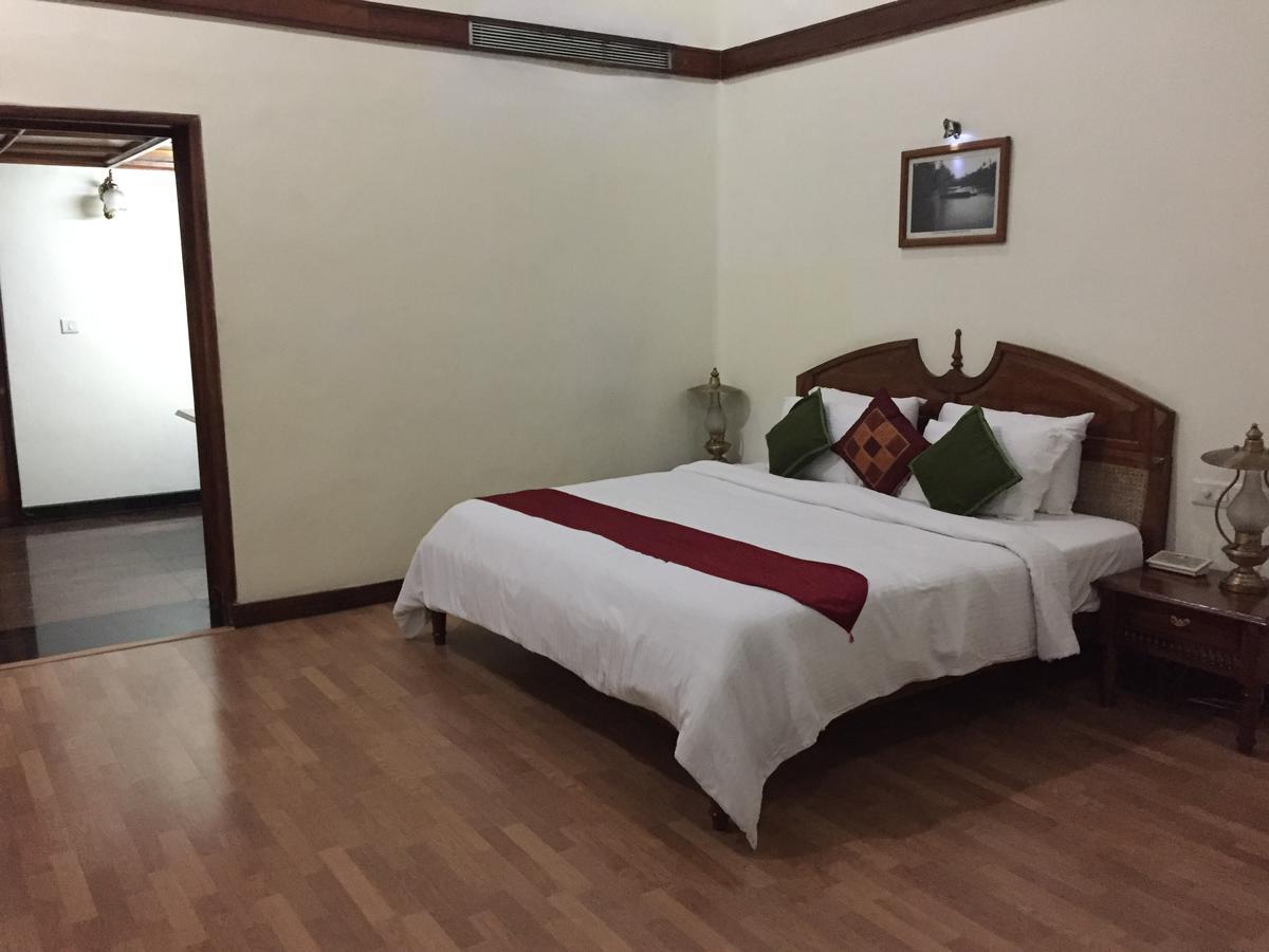 The Mascot Hotel - A Heritage Living Experience Thiruvananthapuram Exterior foto
