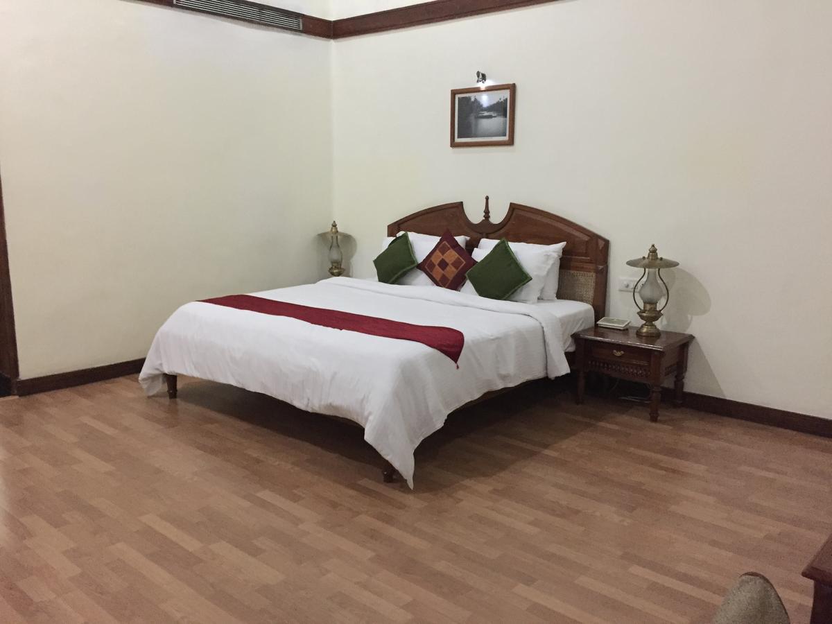 The Mascot Hotel - A Heritage Living Experience Thiruvananthapuram Exterior foto