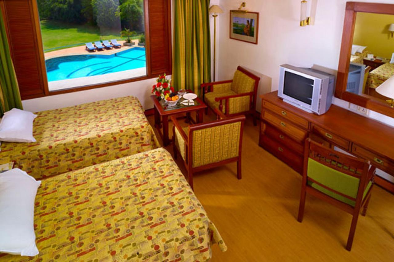 The Mascot Hotel - A Heritage Living Experience Thiruvananthapuram Exterior foto