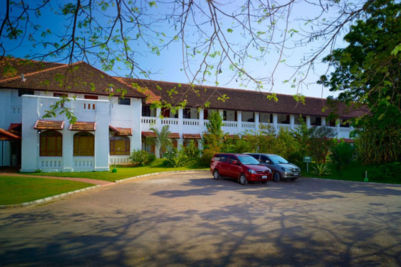 The Mascot Hotel - A Heritage Living Experience Thiruvananthapuram Exterior foto
