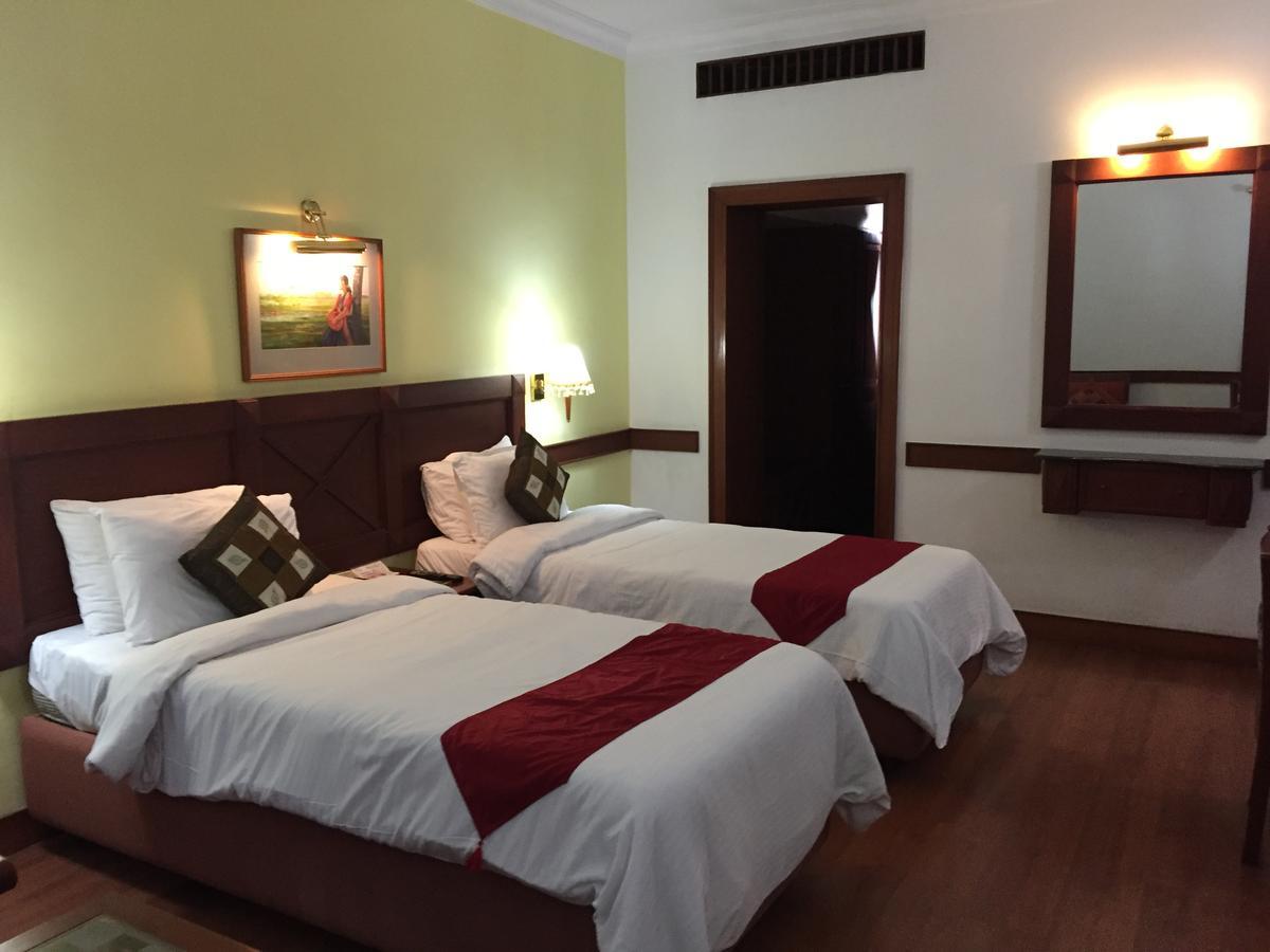 The Mascot Hotel - A Heritage Living Experience Thiruvananthapuram Exterior foto