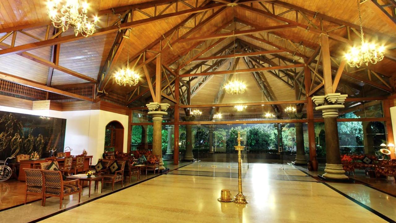 The Mascot Hotel - A Heritage Living Experience Thiruvananthapuram Exterior foto